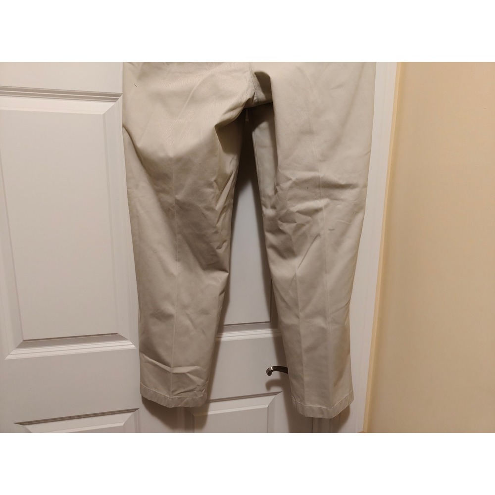 LL Bean Classic Fit Chino Pants Mens 35x30 Khaki Tan Cotton Twill 212330 - Picture 8 of 8
